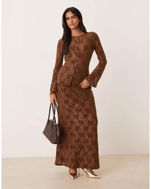 Pretty Lavish – strickjacke aus spitze - Braun