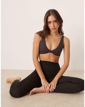 Tala Sujetador Deportivo Con Detalle Retorcido En La Parte Delantera Dayflex - Negro