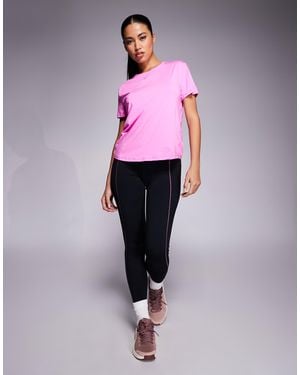 Nike Nike One Training High Rise leggings - Pink