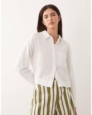 Nobody's Child Dune Cotton Cheesecloth Long Sleeve Cropped Shirt - White
