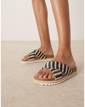 ASOS – jessica – espadrilles-pantoletten mit überkreuzten riemen und naturfarbenen streifen
