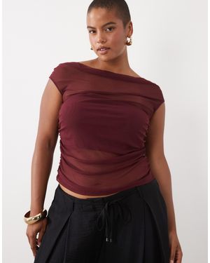 ASOS Asos design curve mesh-oberteil mit raffungen, kurzen ärmeln und schulterfreiem ausschnitt - Rot