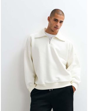 ASOS Felpa Oversize Con Zip Corta - Bianco