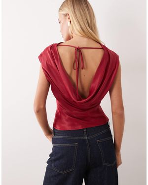 ASOS Satin-top mit wasserfallausschnitt am rücken - Rot