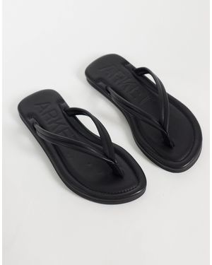 ARKET Premium-leder-sandale mit eckiger zehenpartie und flacher sohle - Schwarz