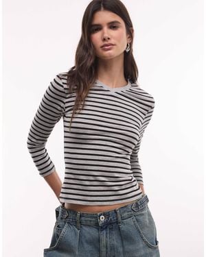 Collusion 3/4 Length Sleeve V Neck Fitted Top - Multicolor