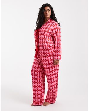 Loungeable Curve ensemble pyjama en jersey ultra-doux avec chemise à nouer sur le devant et pantalon à carreaux argyle et rouge