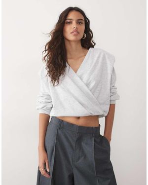 ASOS Sudadera Cruzada De Manga Larga Con Cintura Ajustada En - Blanco