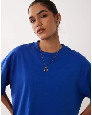 ASOS Recht Cropped T-Shirt - Blauw