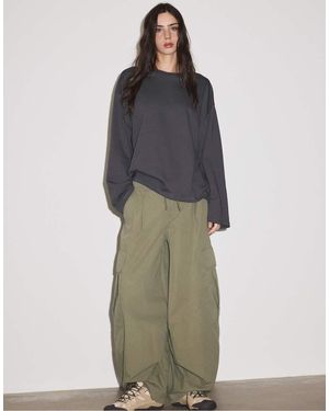 Stradivarius Boxy T-Shirt Met Lange Mouwen - Grijs
