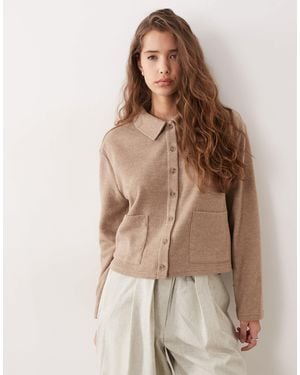 Miss Selfridge – angeraute strickjacke mit kragen und durchgehender knopfleiste - Braun