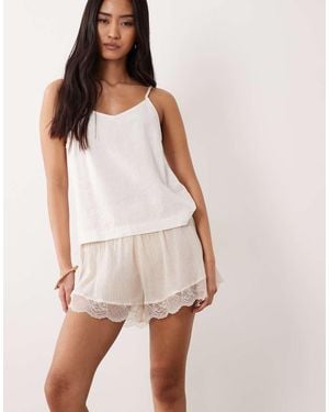 Miss Selfridge Beach Short With Lace Detail - Pink