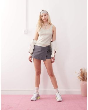 Collusion Minifalda Gris Cruzada Con Detalle De Lazada De