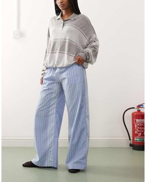 Weekday Pantalones Azules A Rayas Irregulares De Pernera Ancha De
