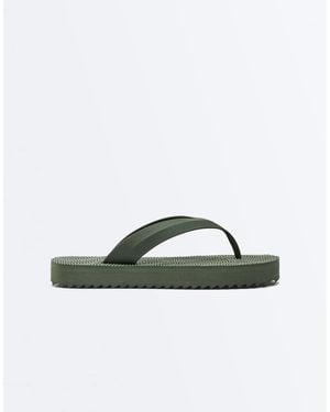 Oysho Textured Platform Beach Sandal - Green