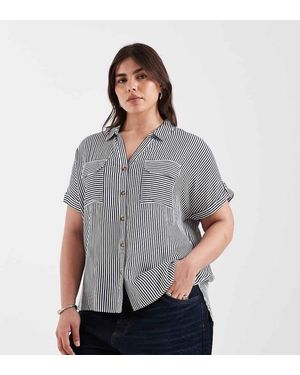Vero Moda Button Front Short Sleeve Shirt With Pocket Detail - Grey