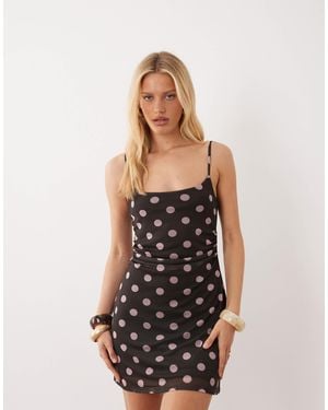 ASOS Robe caraco courte en tulle à pois - Blanc