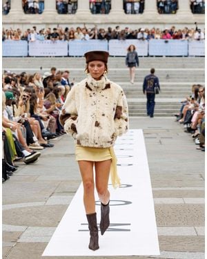 TOPSHOP Bomber en fausse fourrure poney et imprimé vache - crème - Blanc