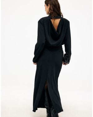 NA-KD Open Back Long Sleeve Maxi Dress - Blue