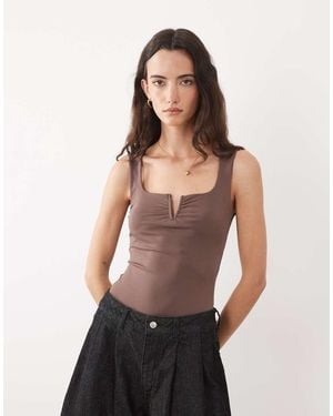 New Look Notch Detail Square Neck Body - Brown