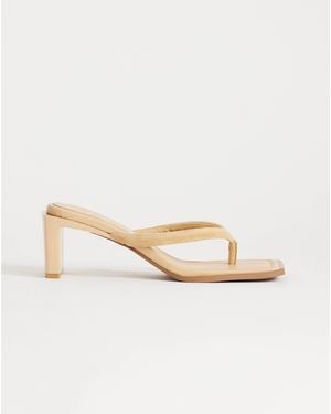 TOPSHOP Sadie Toe Thong Heel - Natural