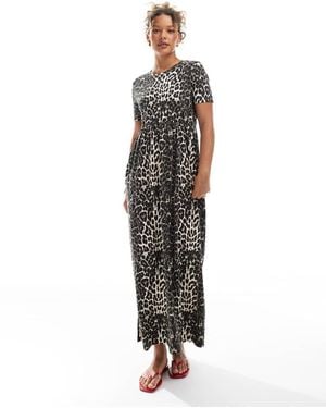 Threadbare Vestido Midi De Manga Corta Con Estampado De Leopardo Y Cintura Baja De Punto Liso De - Blanco