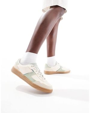 Stradivarius Gum Sole Sneaker - White