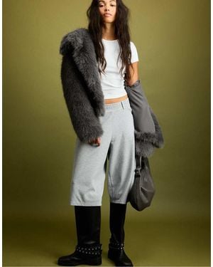 Stradivarius Basic Faux-Fur Jack Met Hoge Hals - Naturel