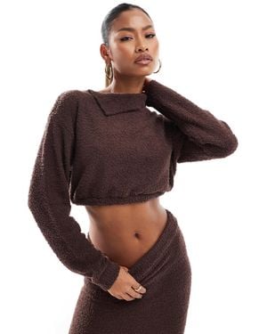 Aria Cove Boucle Slash Neck Cropped Sweater - Brown