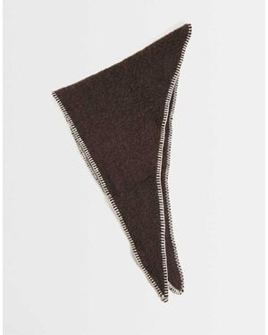 Pieces Triangle Knitted Scarf With Blanket Stitch Trim - Brown