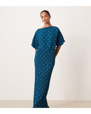 Never Fully Dressed Petite - Blu