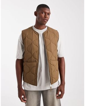 Farah Cambell Padded Vest - Natural