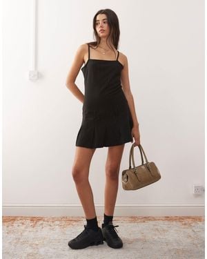 Collusion 90s Pinstripe Pleated Dropped Waist Mini Dress - Natural