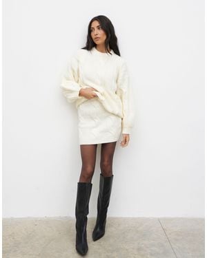 Pretty Lavish – kurzer strickrock - Weiß