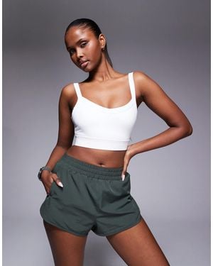 4505 Icon Woven Run Short With Zip Pockets - Gray