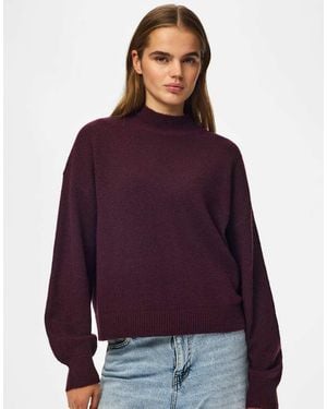 Pieces Malou Loose Fit Crew Neck Knitted Drop Shoulder High-neck Jumper - Purple