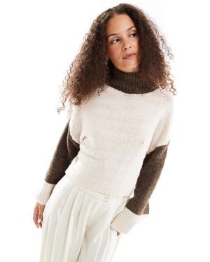 Vrg Grl Fresh Face Contrast Sleeve Jumper - Natural