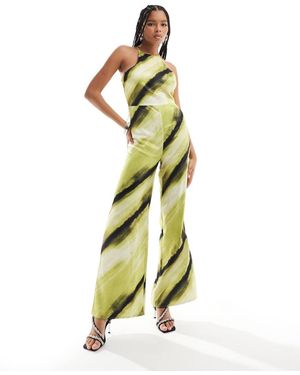 ASOS Mono Largo Verde De Pernera Ancha Con Estampado Abstracto Y Cuello De Nadadora De Satén De - Metálico
