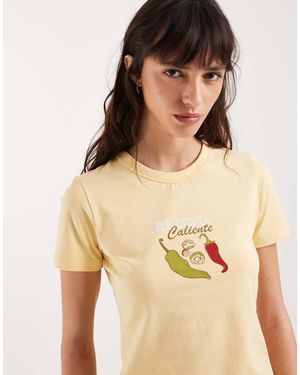 JJXX Fitted Tee With Chilli Print - Yellow