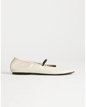 TOPSHOP Bella Leather Round Toe Ballet Flat - White