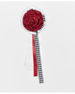 Reclaimed Vintage Broche Rojo Con Detalle De Encaje Y Rosa De