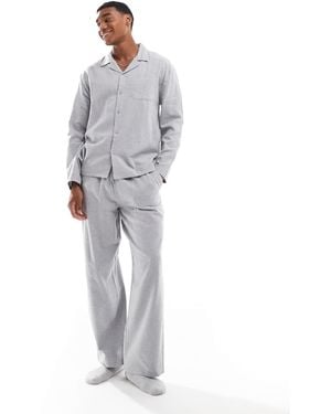 ASOS – pyjama aus gebürstetem flanell - Grau