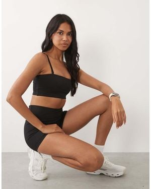 4505 Active Light Support Bandeau Sports Bra With Removable Straps - Black