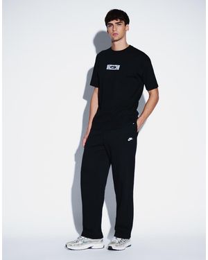 Nike Club Fleece Straight Leg Logo joggers - White