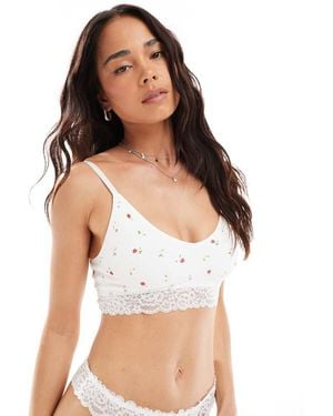New Look Strawberry Print Seamless Ribbed Bralette - White