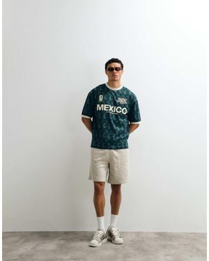 TOPMAN Relaxed Fit Bermuda Jogger Short - White