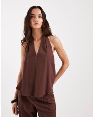 4th & Reckless Linen Feel Halterneck V Neck Floaty Top - Brown