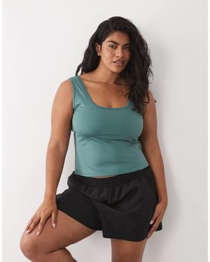 4505 Curve Icon Active Slightly Cropped Tank Top - Green