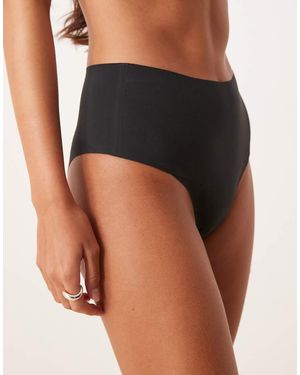 Spanx Undie-Tectable - Zwart