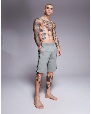 EA7 Armani Cuffed Sweat Shorts With Logo Tape Detail - Green